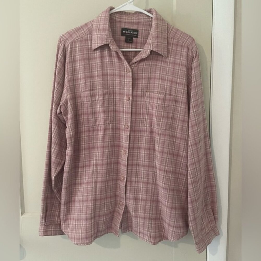 Women’s Woolrich Medium Pink Plaid Long Sleeve Button Down Shirt